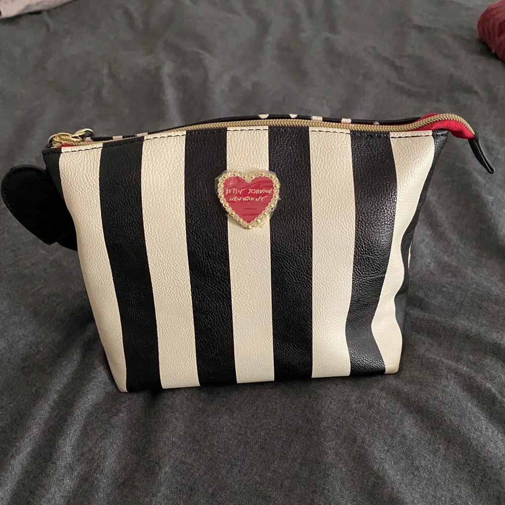 Betsey Johnson make up bag